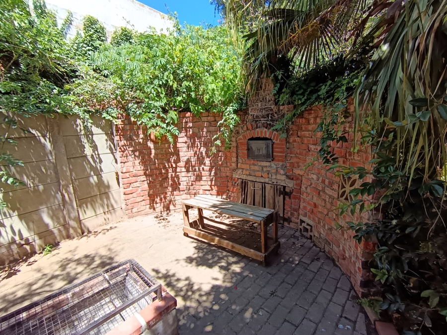 4 Bedroom Property for Sale in C Place Eastern Cape